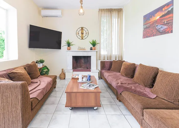 Philippos House Holiday home *